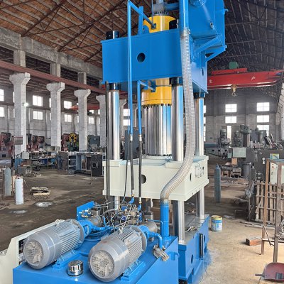 Hydraulic press production workshop